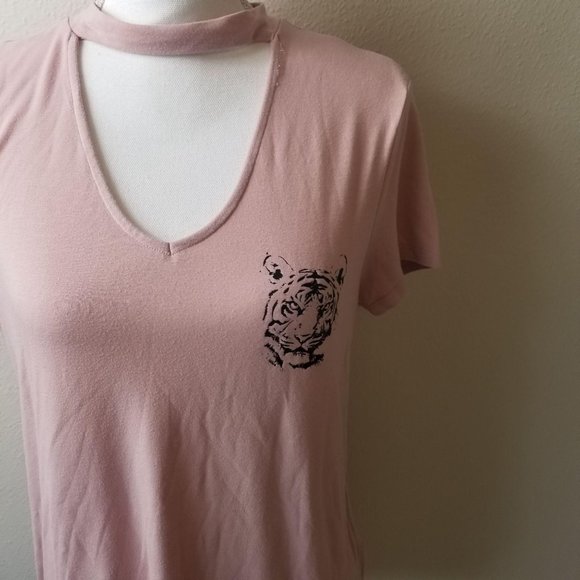 Go Wild / M / Blush Pink Tiger Tee - Picture 2 of 4